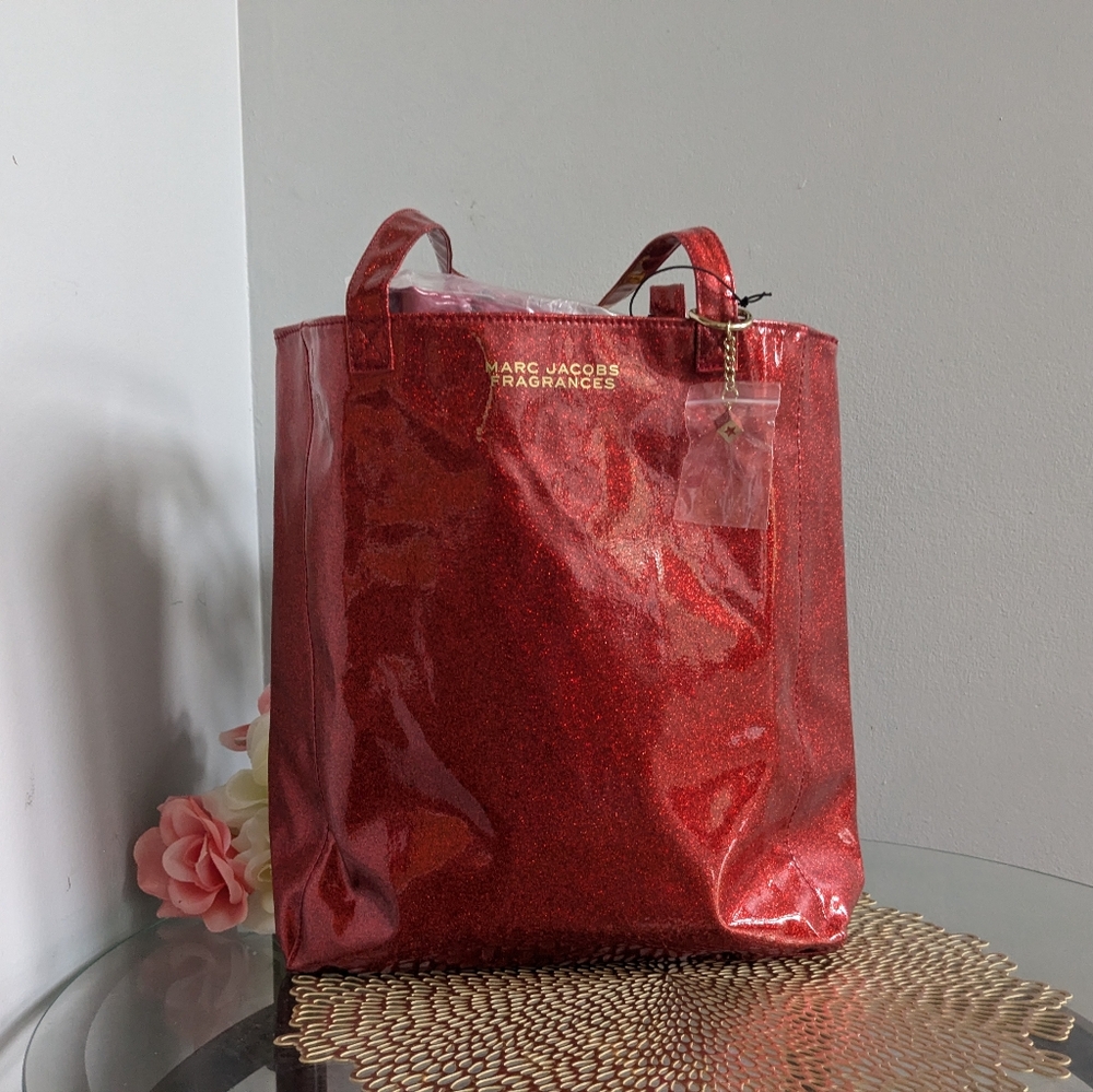 Marc Jacob - Picture 2 of 7